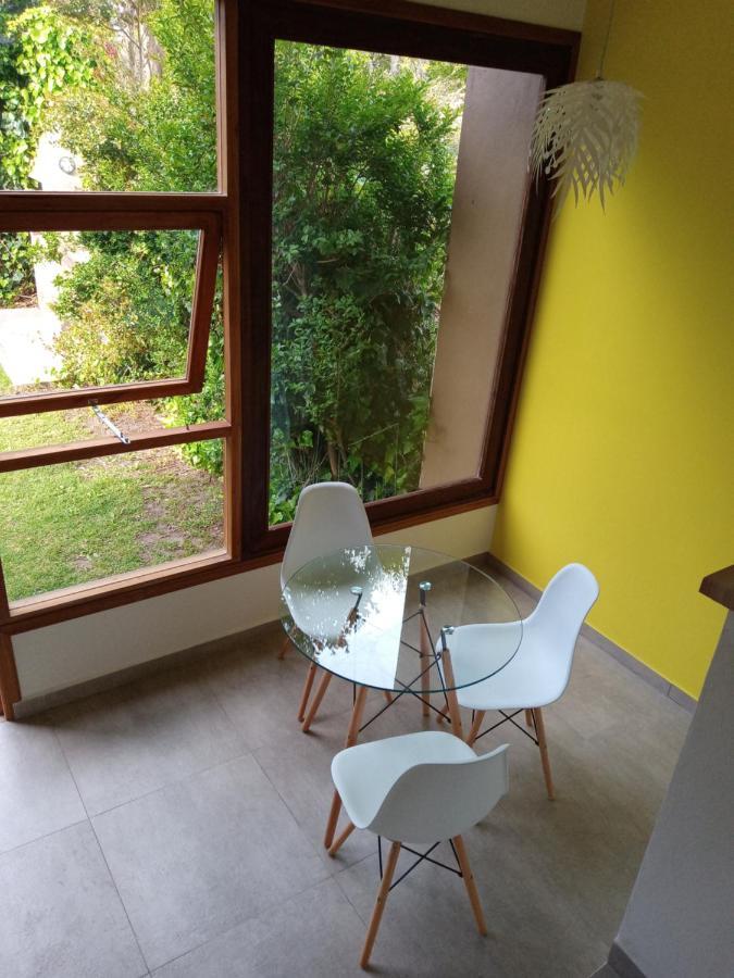 マル・デル・プラタCasita Moderna Frente Al Bosqueアパートメント エクステリア 写真